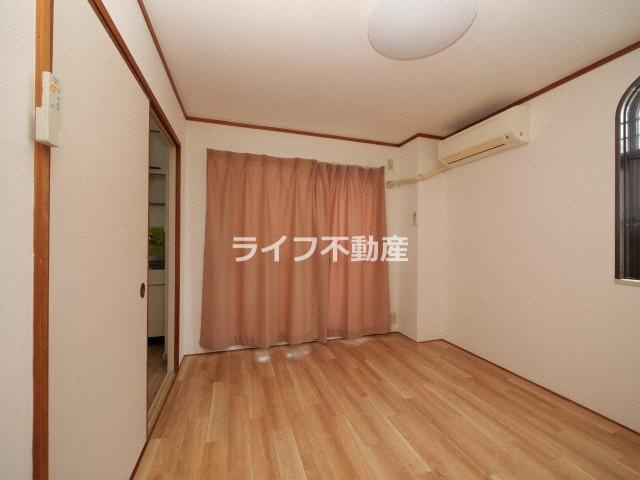 玉造クローバーハイツの洋室|広々とした洋室です