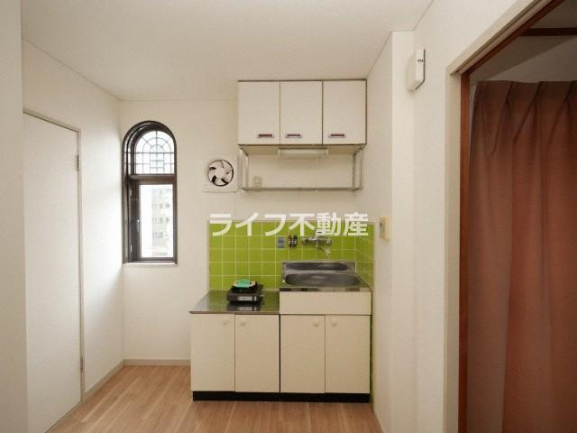 玉造クローバーハイツのキッチン|お料理しやすいキッチンです