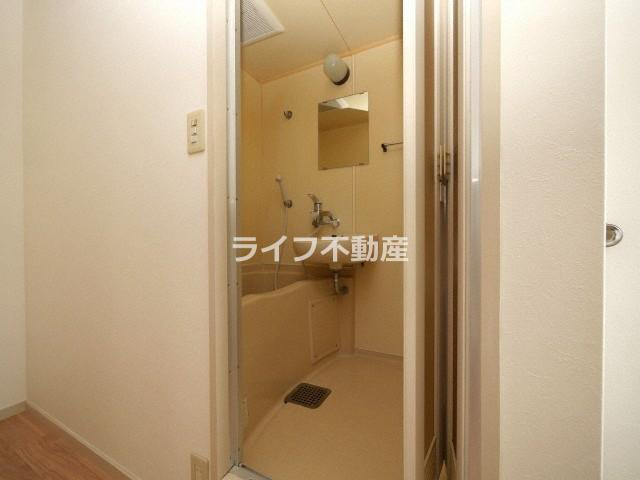 玉造クローバーハイツの浴室|ゆったり過ごせるお風呂です