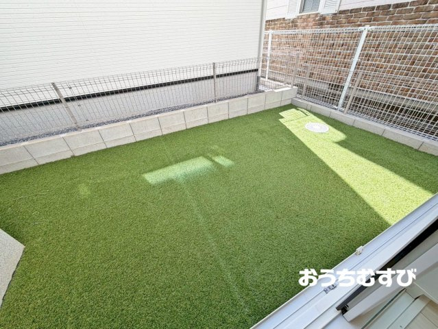 気噴町5丁目第1期(全2棟)の庭