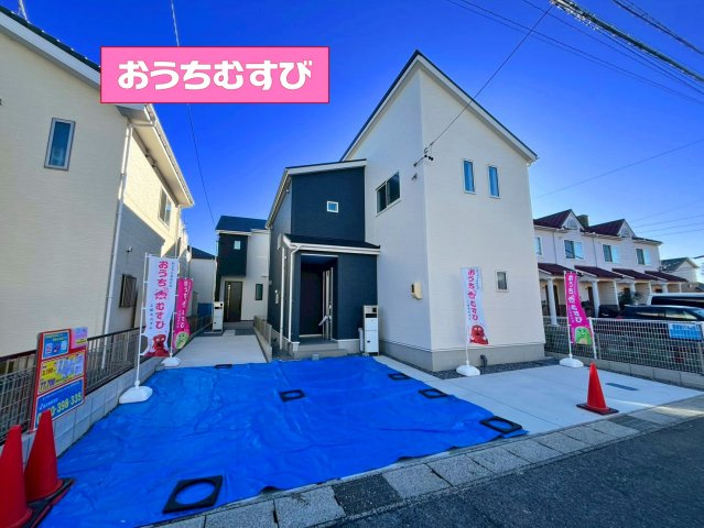 春日井市気噴町5丁目第1期(全2棟)2号棟の前面道路含む現地写真