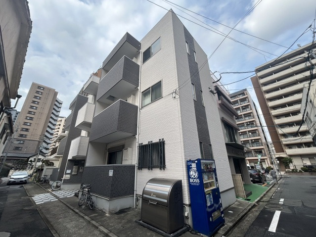 エルモス天神の外観