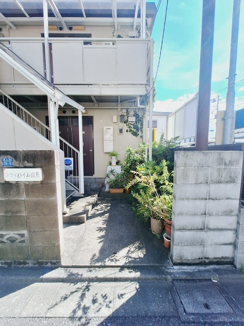 シティハイム 白馬のエントランス