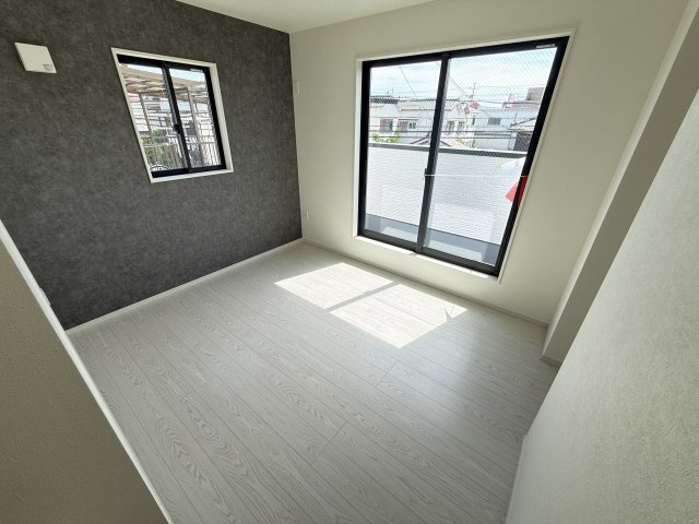 堺市東区中茶屋1期1号棟の洋室