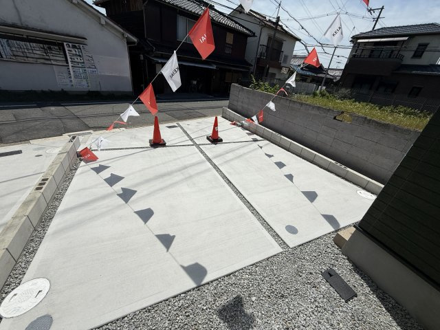堺市東区中茶屋1期1号棟の前面道路含む現地写真