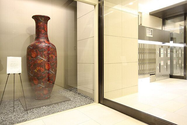 オリエンタル靱本町のエントランス