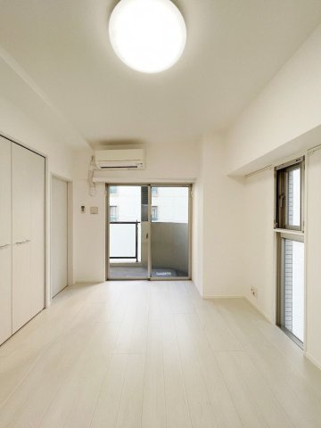 ヴィラージュ大手門の居間・リビング