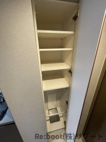 ラクラス南行徳（旧：ストーリア市川南行徳）の収納