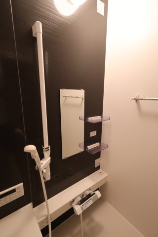 《仲介手数料無料》上尾市大字上尾下818-1新築一戸建てクレイドルガーデンの浴室|撮影日 2025年9月1日 18:20 晴れ