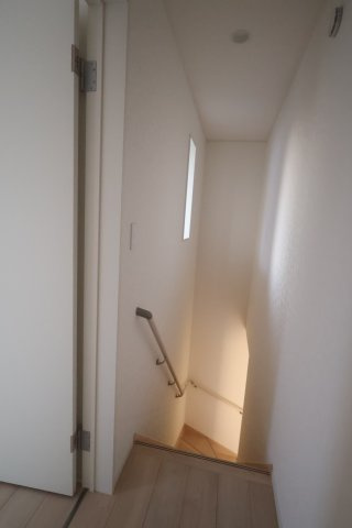 《仲介手数料無料》上尾市大字上尾下818-1新築一戸建てクレイドルガーデンの内装|撮影日 2025年9月1日 18:20 晴れ