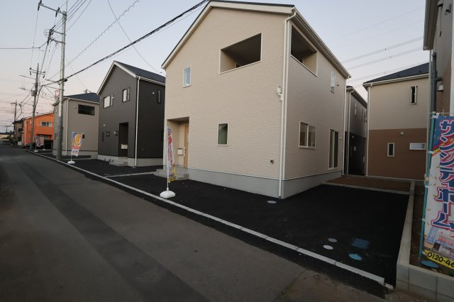 《仲介手数料無料》上尾市大字上尾下818-1新築一戸建てクレイドルガーデンの外観|撮影日 2025年9月1日 18:20 晴れ