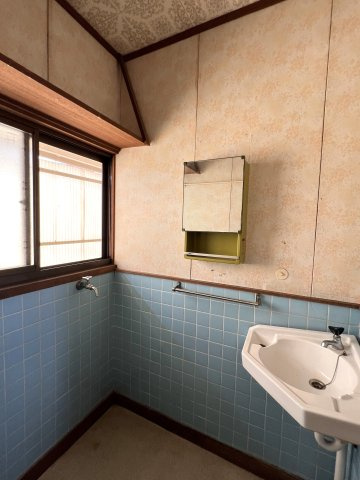 津山市一方　中古住宅　4DKの脱衣所