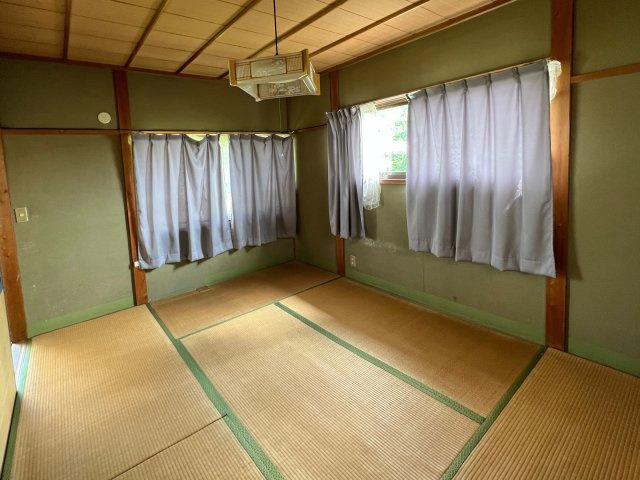 津山市一方　中古住宅　4DKの和室|２階6帖和室