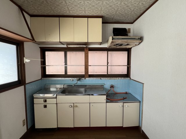 津山市一方　中古住宅　4DKのキッチン