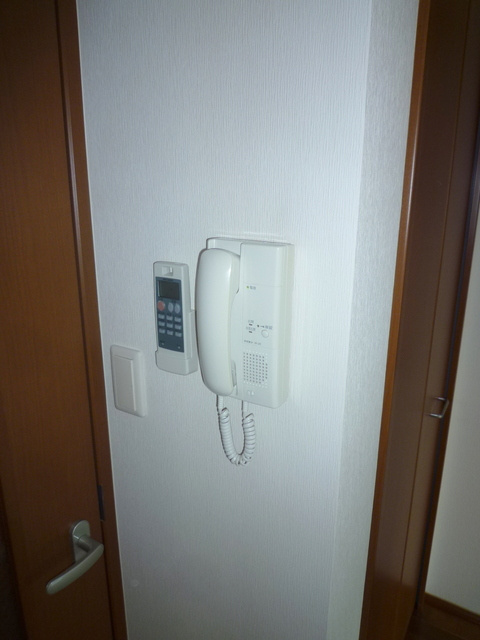 クレセントハウスのセキュリティ|★インターホン★