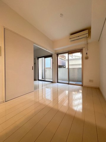 ラファセルフィーナ天神の居間・リビング