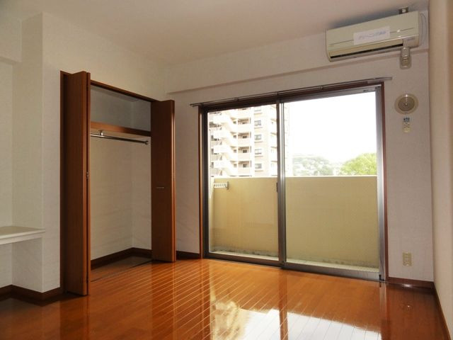 アリッサム六本松の居間・リビング