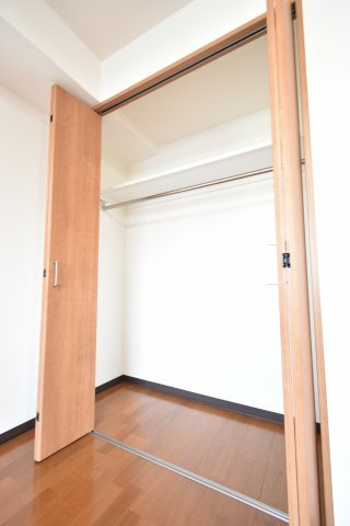 ルミエール難波の収納