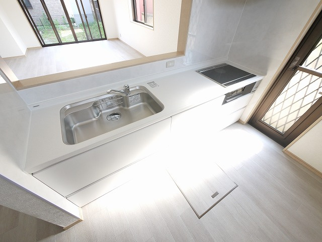 三宅町屏風戸建てのキッチン|きれいなキッチンです