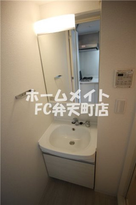 【洗面所】 | アドバンス大阪ソルテ | 忙しい朝には欠かせない洗面所です