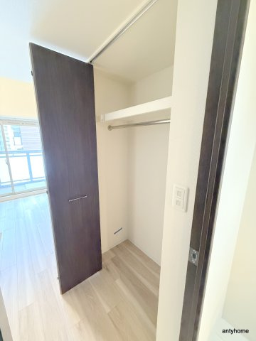 プレサンス新町ウィズ ジョイ 仲介手数料無料の収納