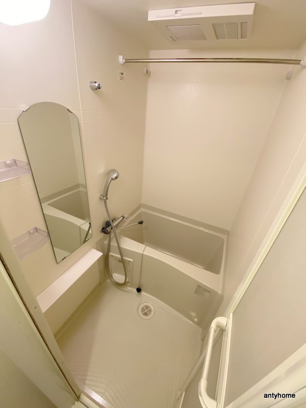 プレサンス堺筋本町駅前シェル　仲介手数料無料の浴室