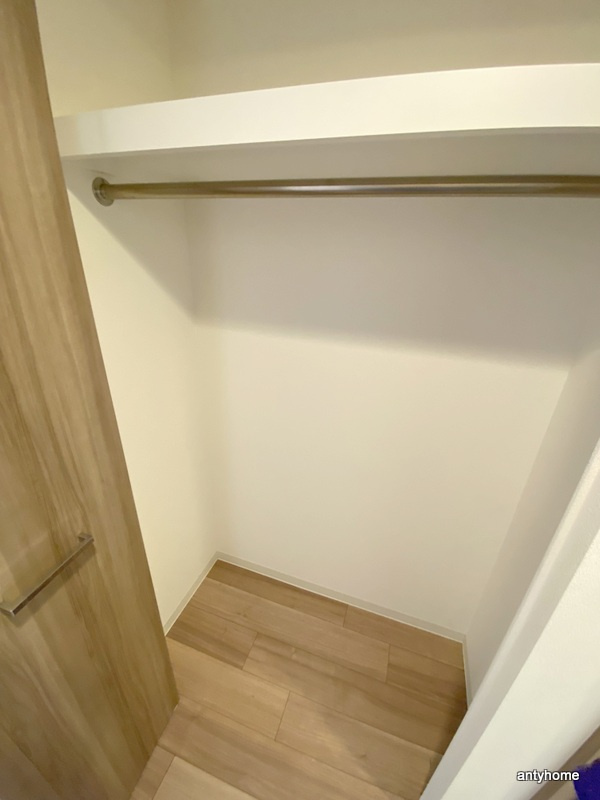 プレサンス堺筋本町駅前シェル　仲介手数料無料の収納