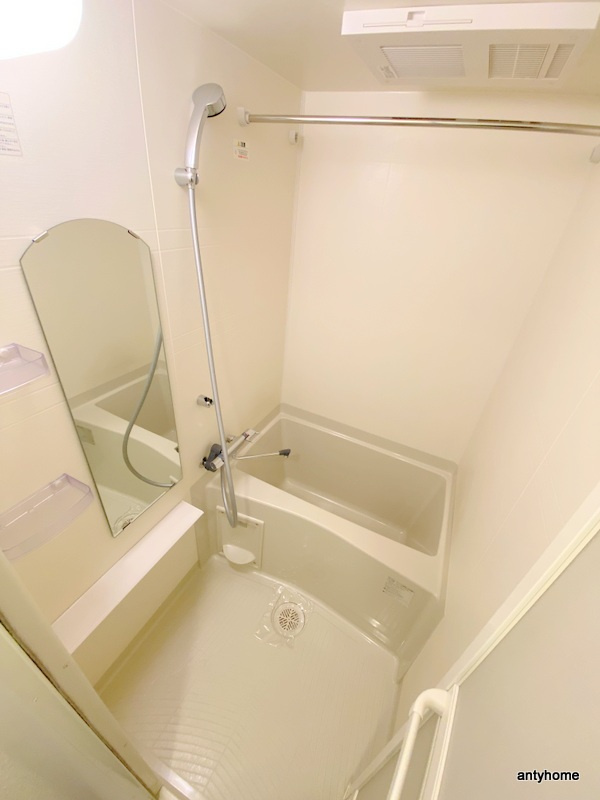 プレサンス堺筋本町駅前シェル　仲介手数料無料の浴室