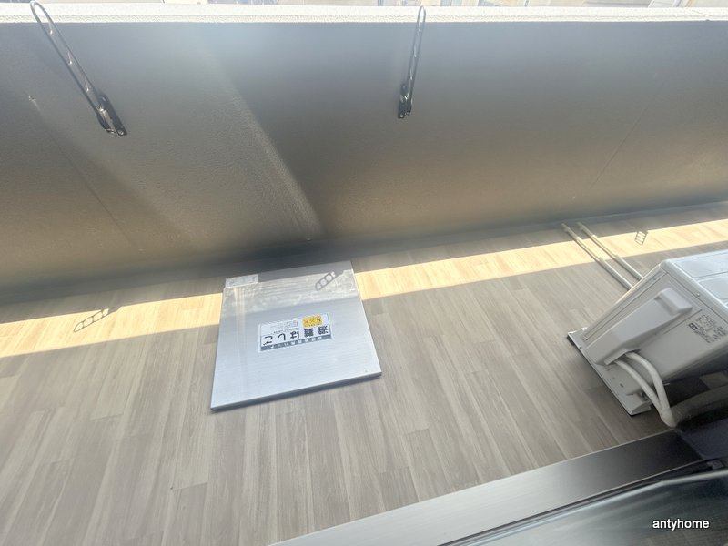 プレサンス東小橋エレディータ　仲介手数料無料のバルコニー