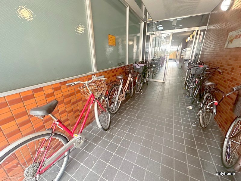 東洋プラザ蒲生　仲介手数料無料の駐車場