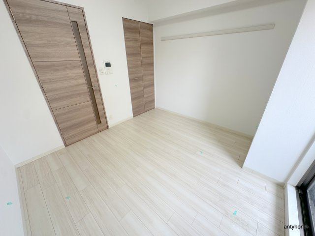 プレサンス難波幸町 仲介手数料無料の寝室
