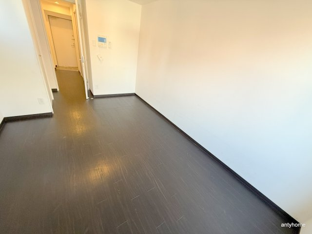 City Lux Namba　仲介手数料無料の居間・リビング
