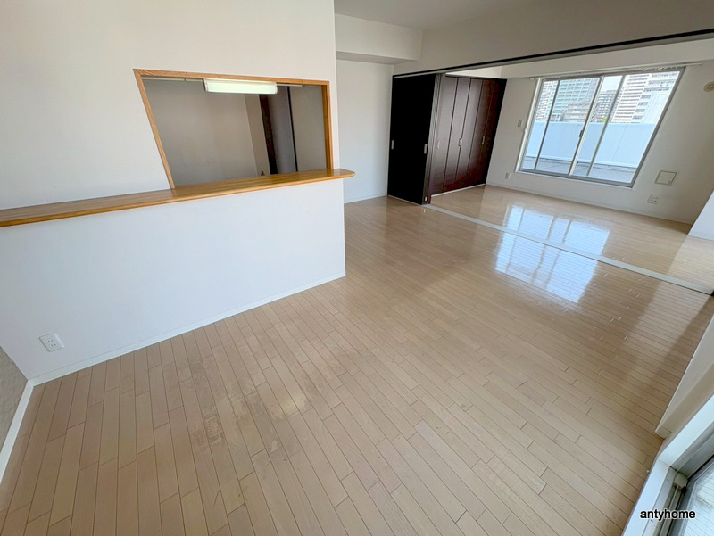 S-FORT都島KERS　仲介手数料無料の居間・リビング