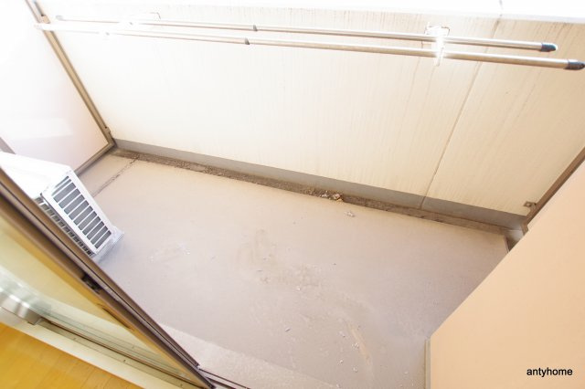 セレッソコート新大阪　仲介手数料無料のバルコニー