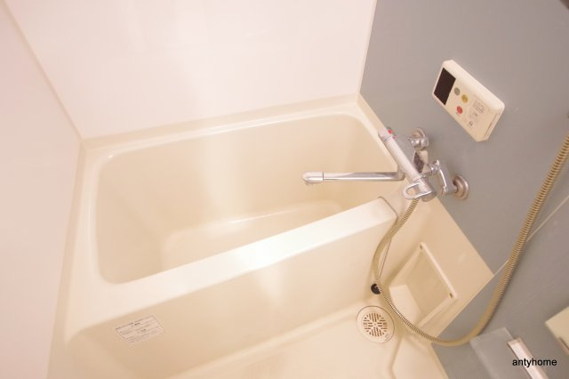 セレッソコート新大阪　仲介手数料無料の浴室