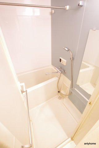 セレッソコート新大阪　仲介手数料無料の浴室