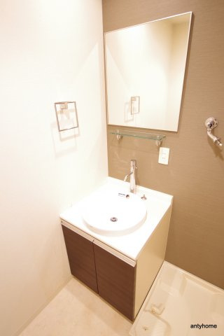 セレッソコート新大阪　仲介手数料無料の洗面所