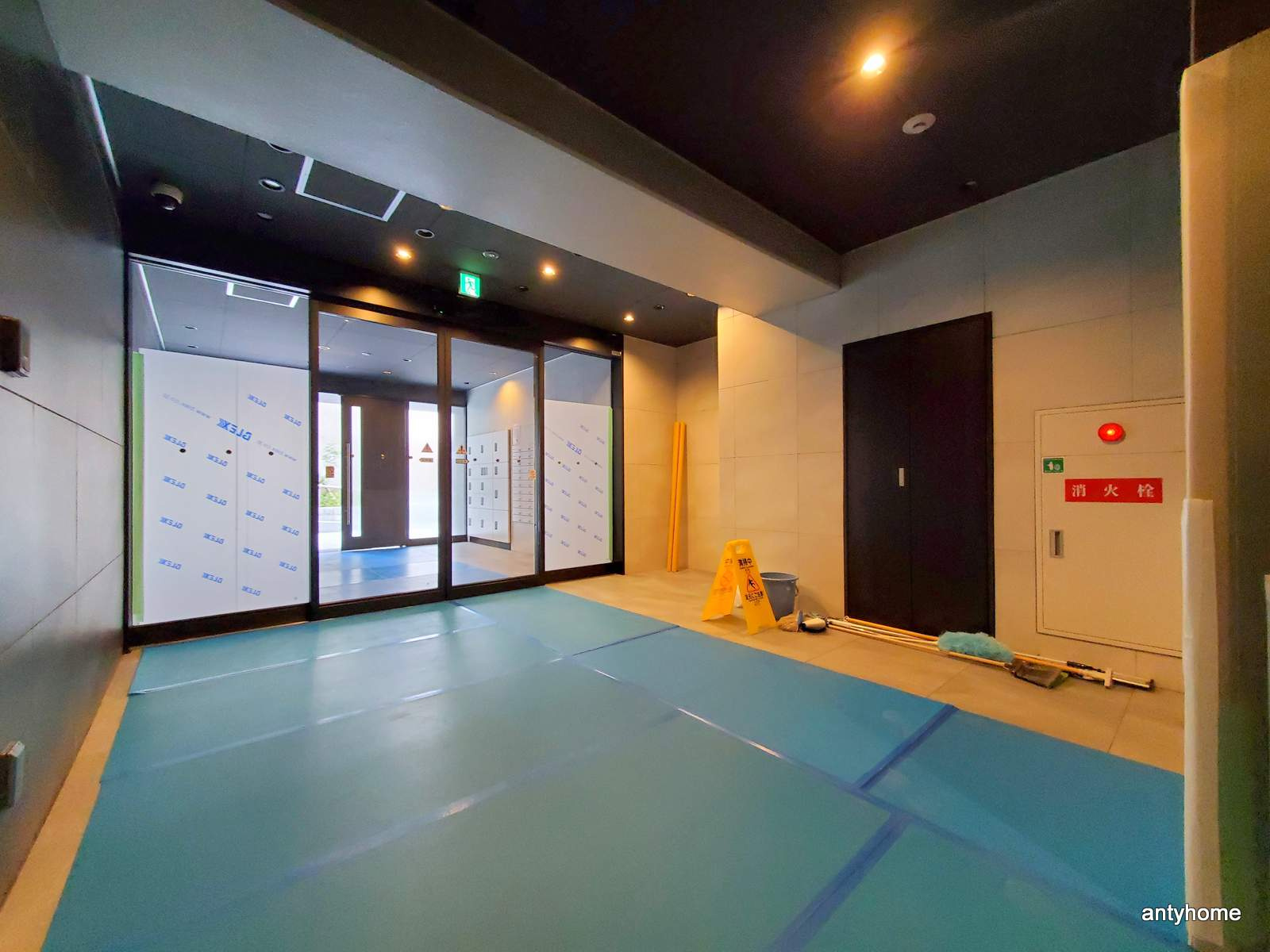 アドバンス難波南ノエル　仲介手数料無料のロビー