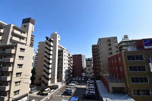 Blue　Bee桜川駅前の展望