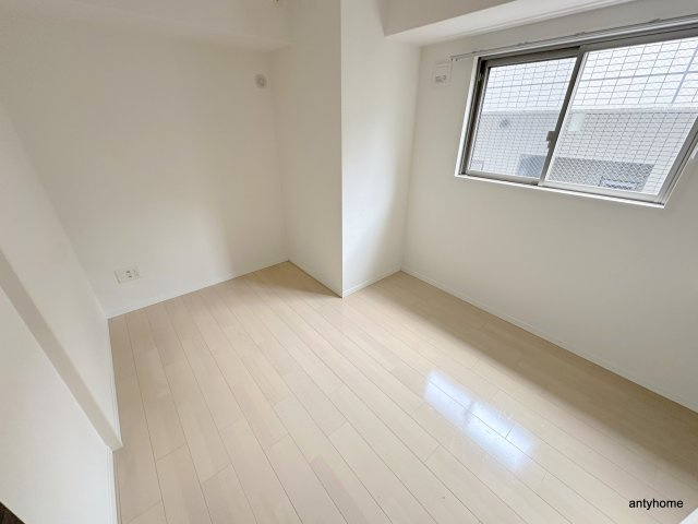 グランルージュ谷町六丁目　仲介手数料無料の居間・リビング