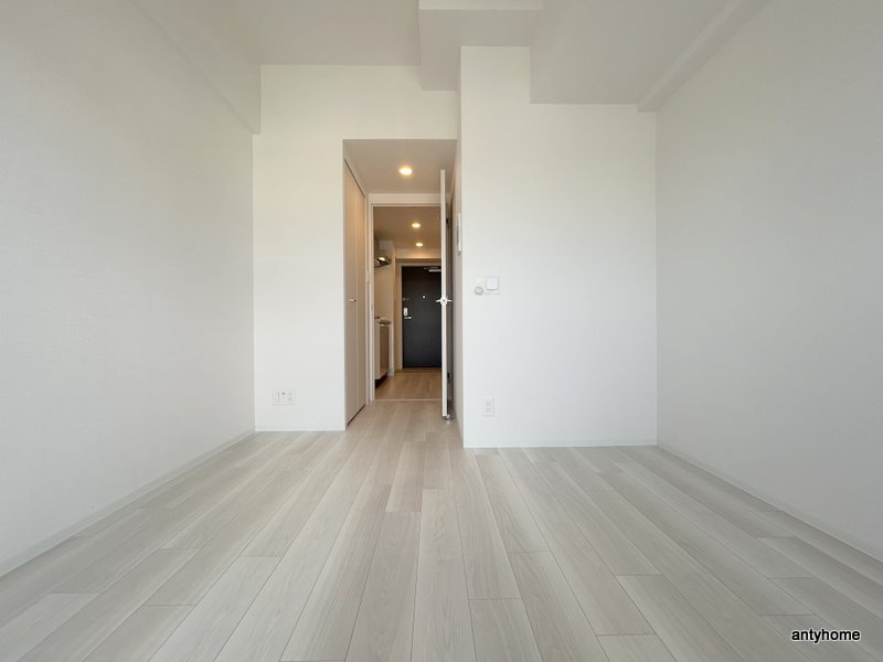 エスリードザグラン大阪ノース　仲介手数料無料の居間・リビング