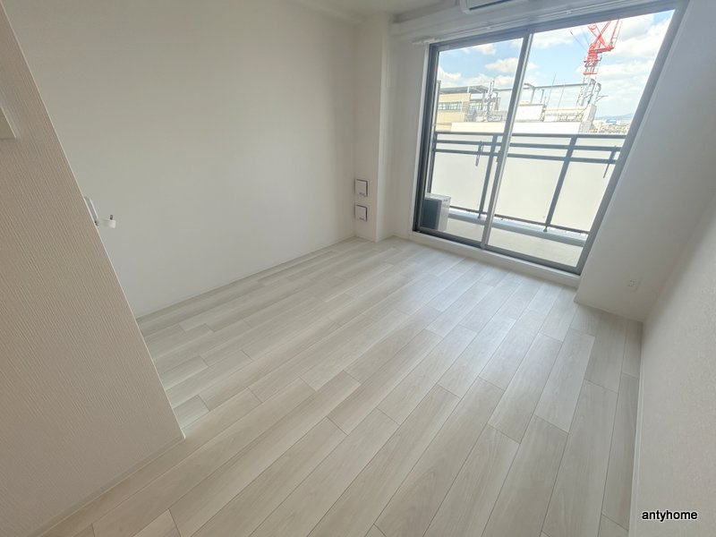 エスリードザグラン大阪ノース　仲介手数料無料の居間・リビング