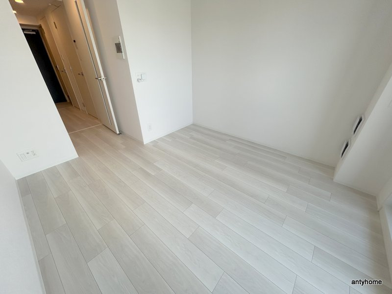 エスリードザグラン大阪ノース　仲介手数料無料の洋室