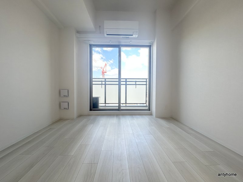 エスリードザグラン大阪ノース　仲介手数料無料の居間・リビング