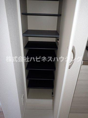ボヌールメゾンAの玄関