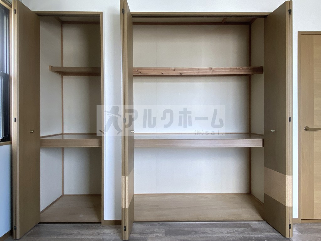 ニューリバーサイド八尾南D棟の収納
