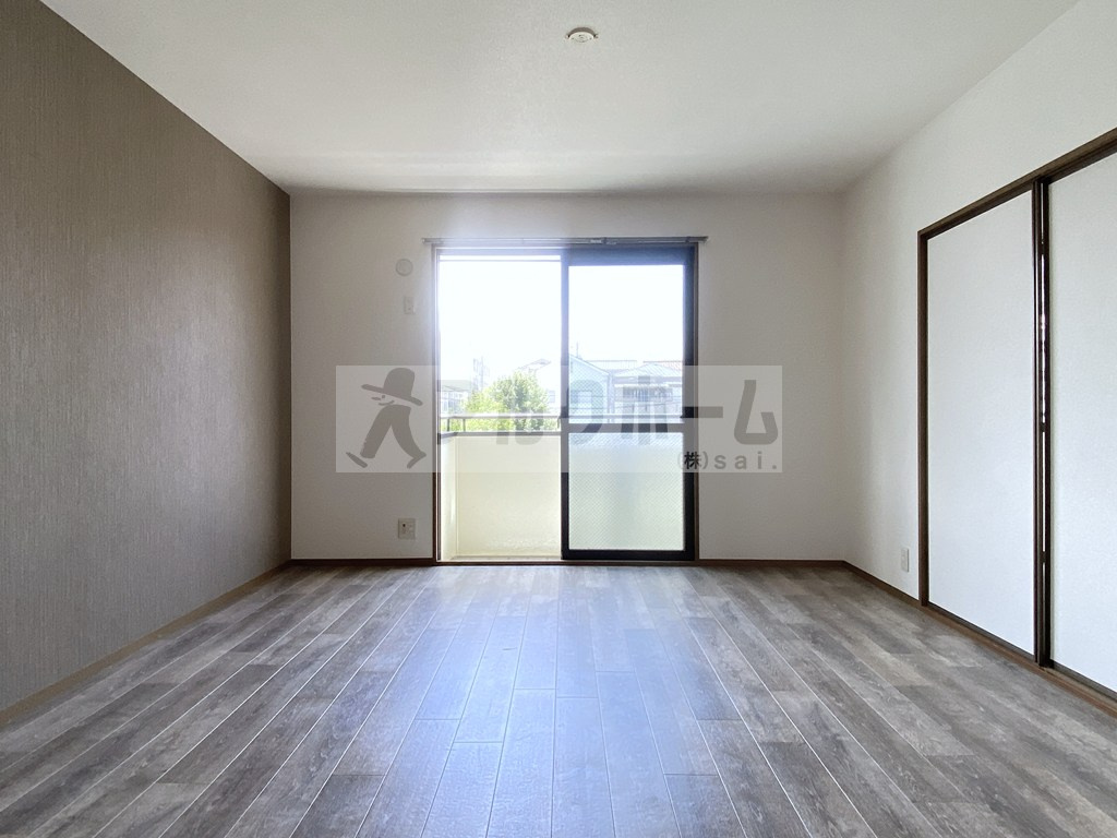 ニューリバーサイド八尾南D棟の居間・リビング