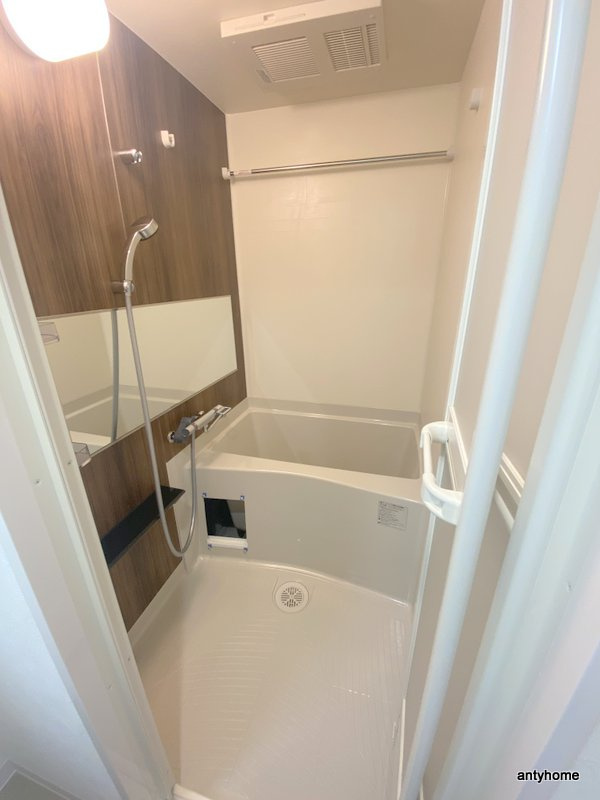 プレサンスOSAKA東成中本ハ―ヴィル　仲介手数料無料の浴室