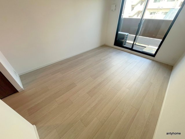 S-RESIDENCEドーム前千代崎　仲介手数料無料の居間・リビング