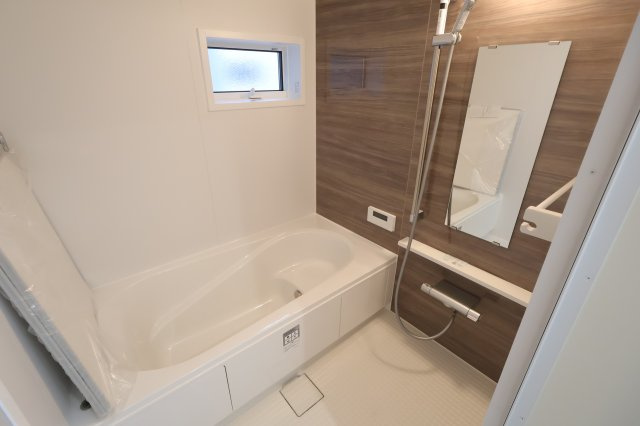 【浴室】 | 《仲介手数料無料》南区辻４丁目21-4(No.2)新築一戸建てメルディア | 撮影日 2025年10月10日 16:00 曇り
